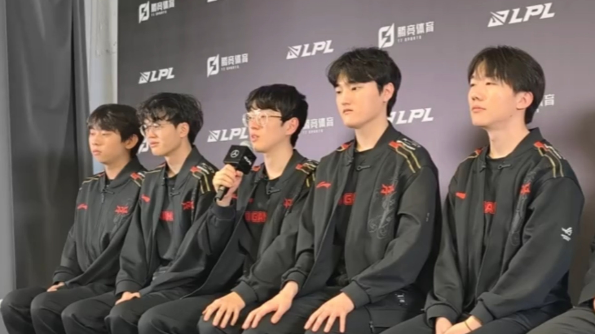 欧宝App包含Scout迎来五赛季高光表现，G2球迷沸腾！的词条